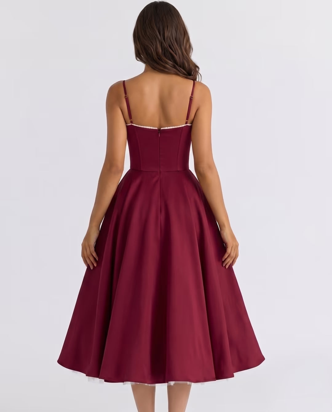 Selene Burgundy — espalda