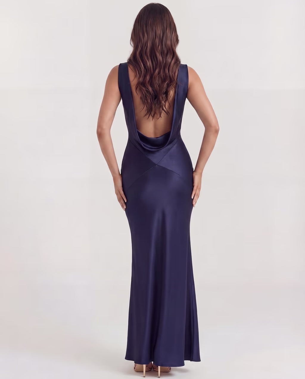 Sapphire Dark Blue — espalda