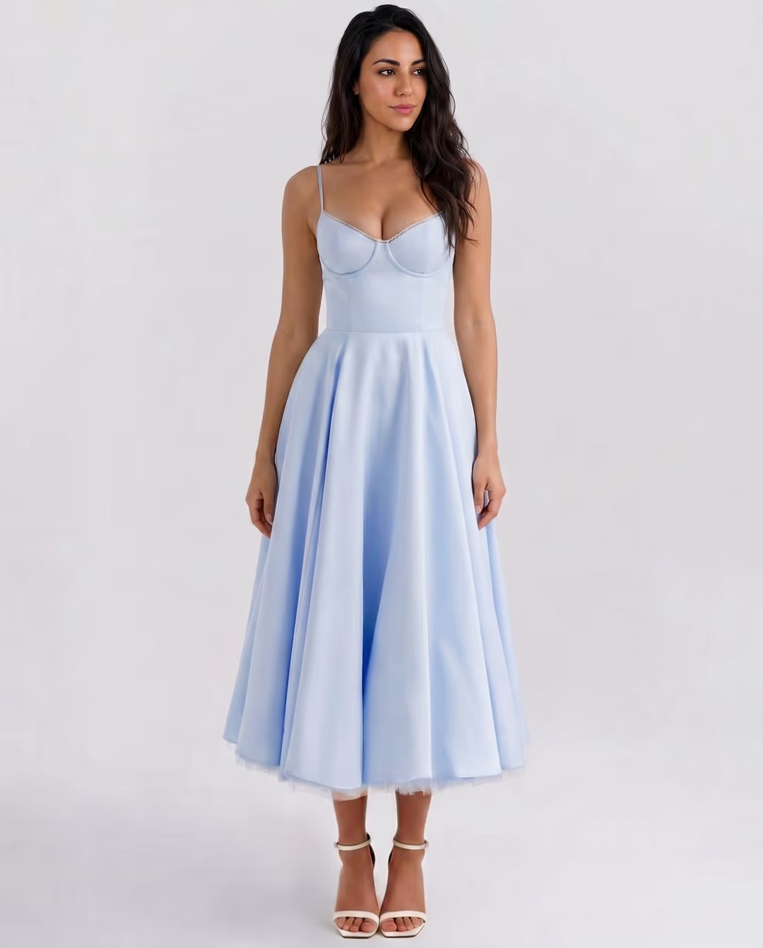 Selene Baby Blue — pose
