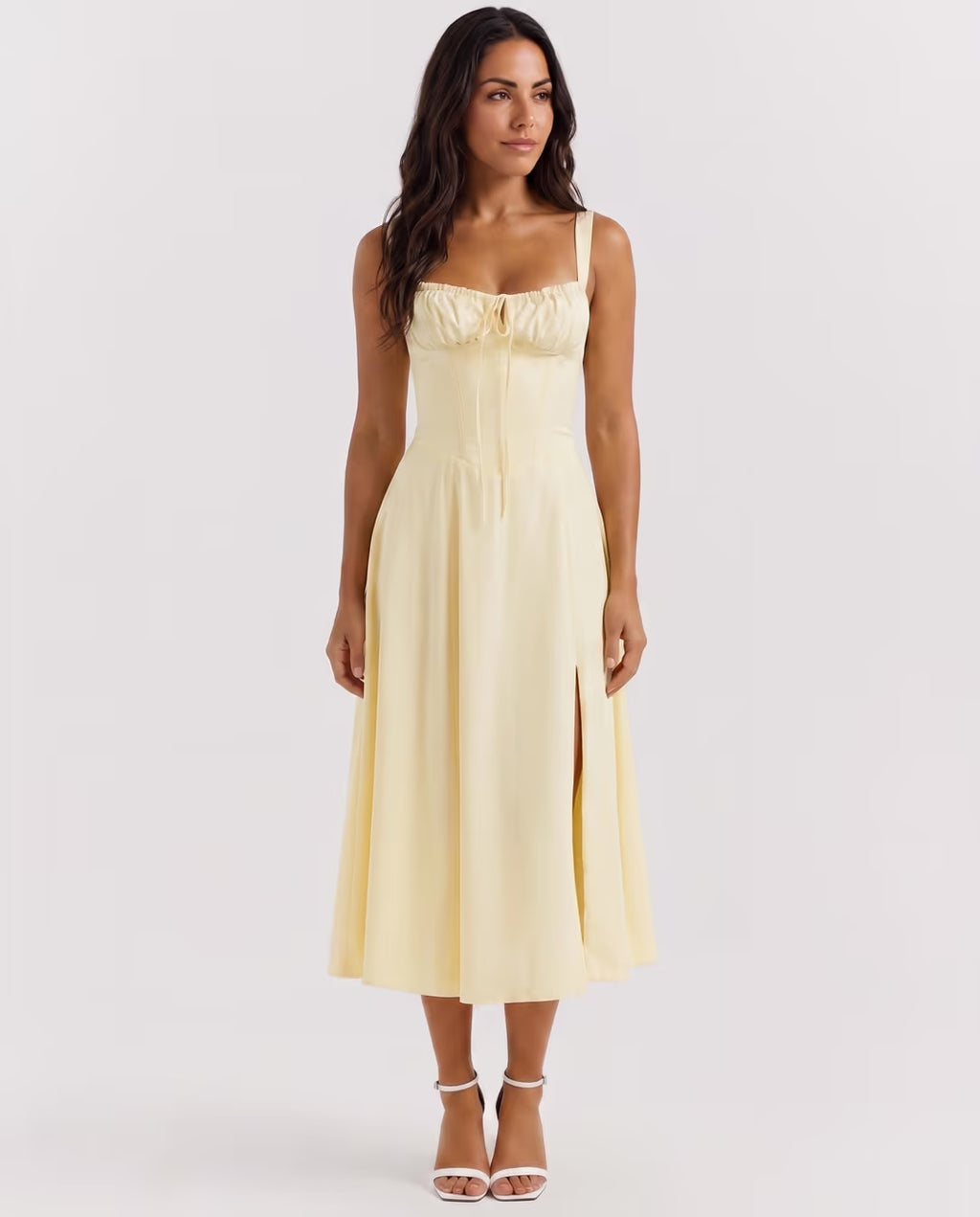 Aurora Light Yellow — pose