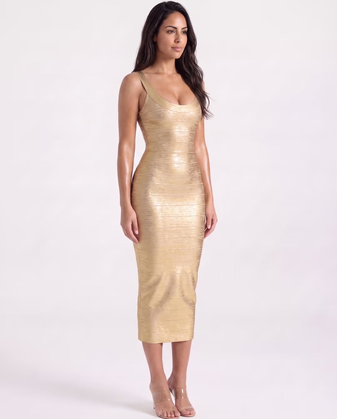 The Beyoncé Gold — pose