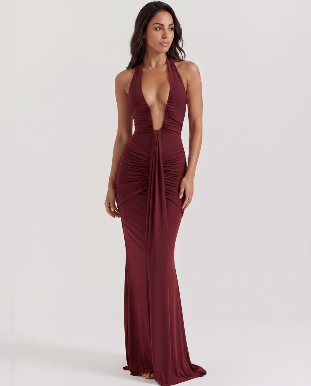 Ariel Burgundy — pose
