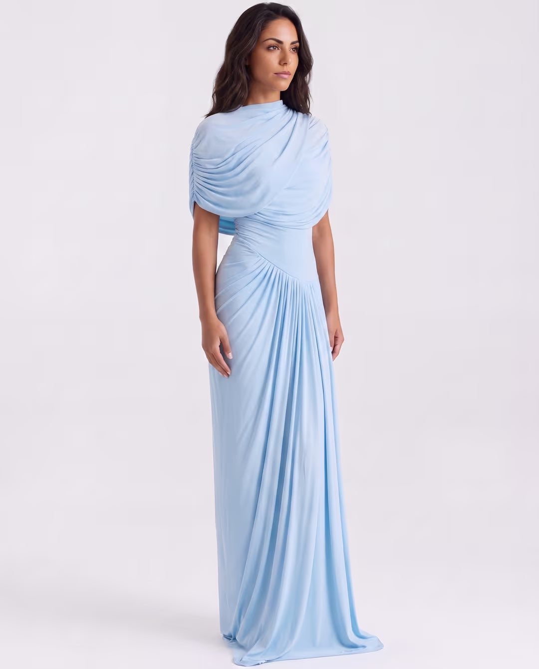 Camilla Baby Blue — pose
