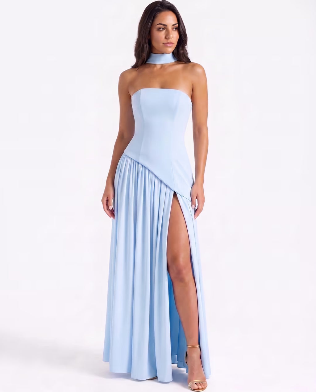 Serena Baby Blue — pose