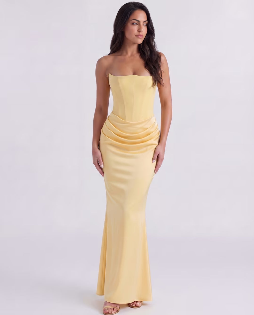 Rosalind Butter Yellow — pose