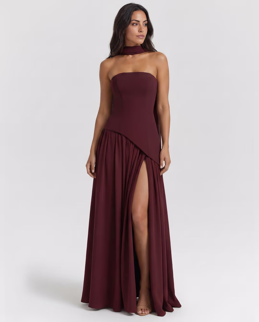Serena Burgundy — pose