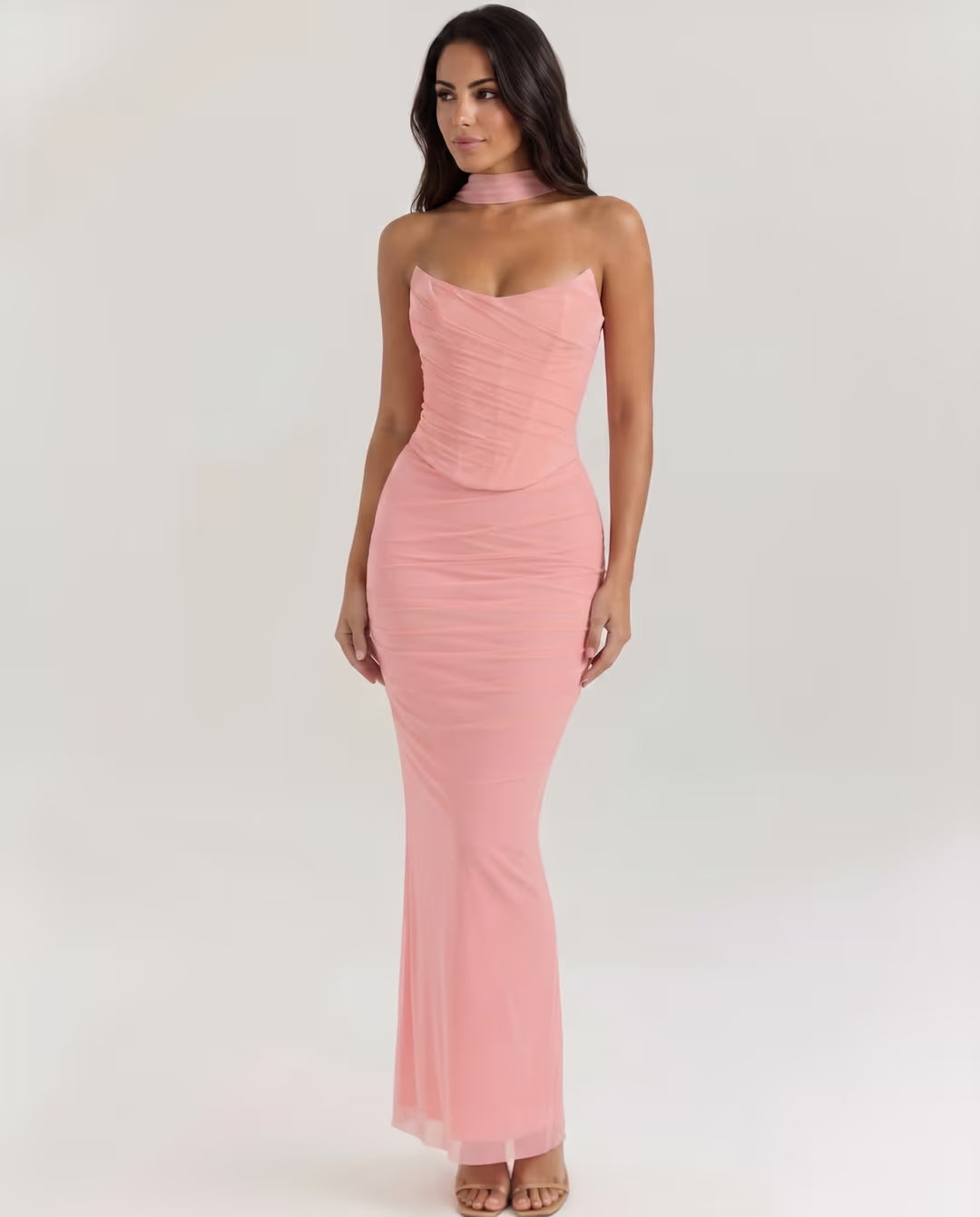 Malu Pink — pose