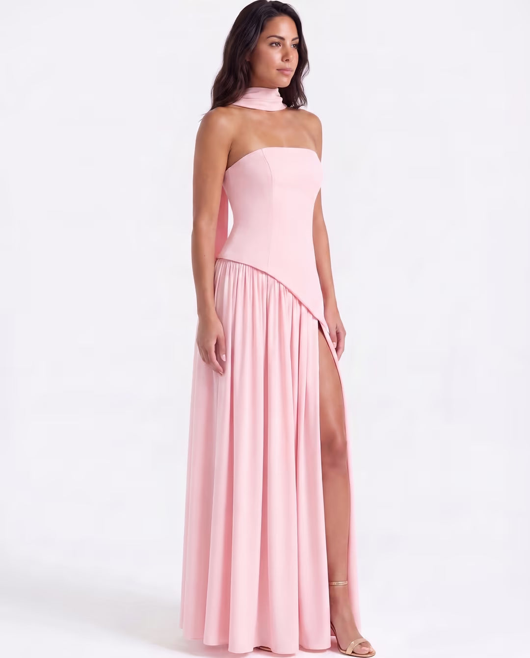 Serena Pink — pose