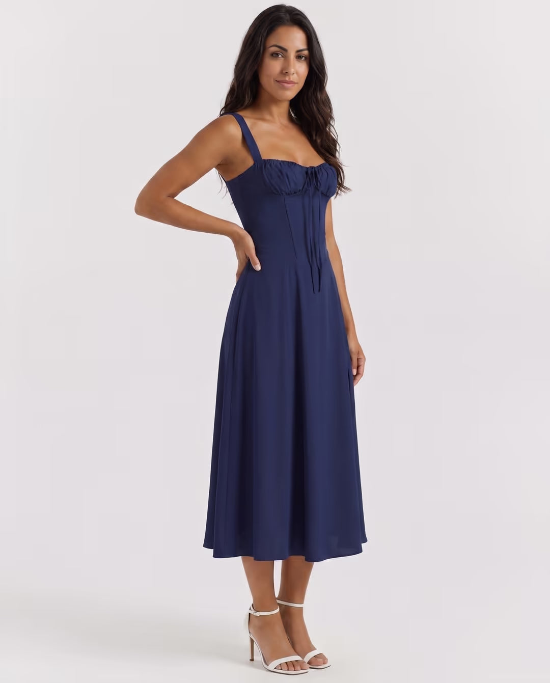 Aurora Dark Blue — pose