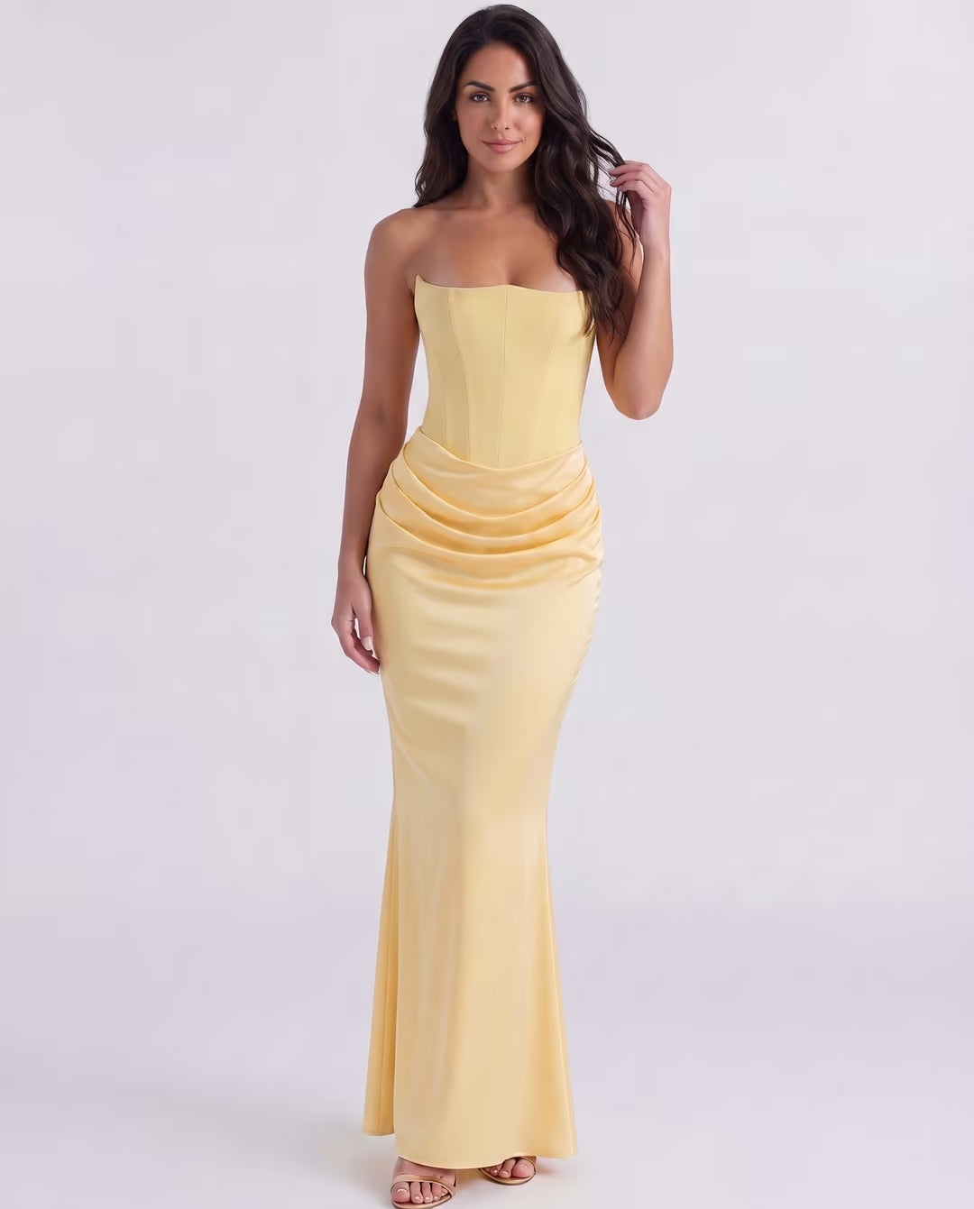 Rosalind Butter Yellow — pose