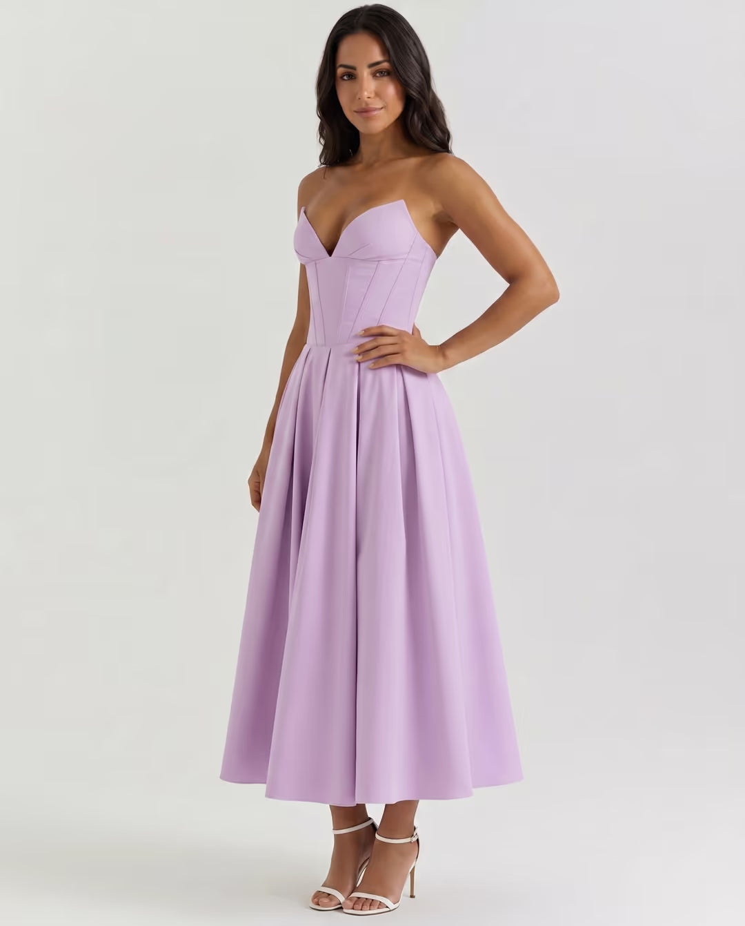 Amalfi Violet — pose