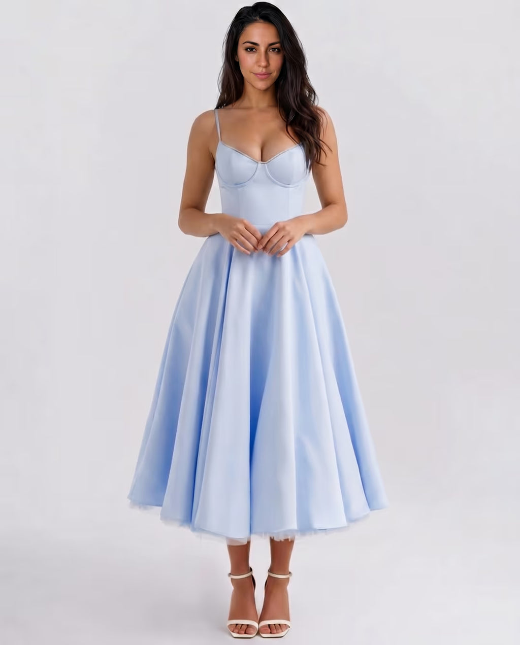 Selene Baby Blue — pose
