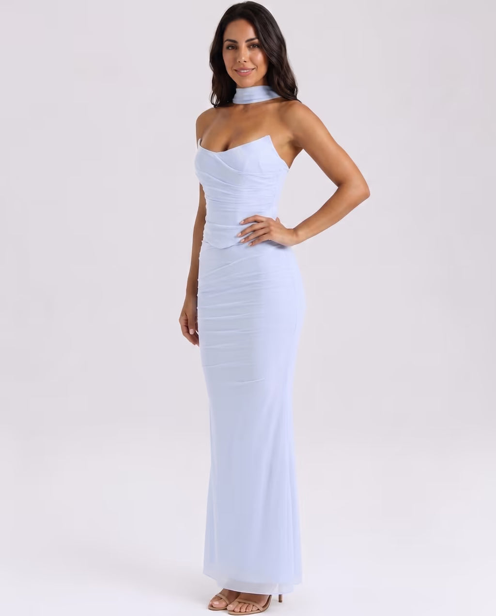 Malu Baby Blue — pose