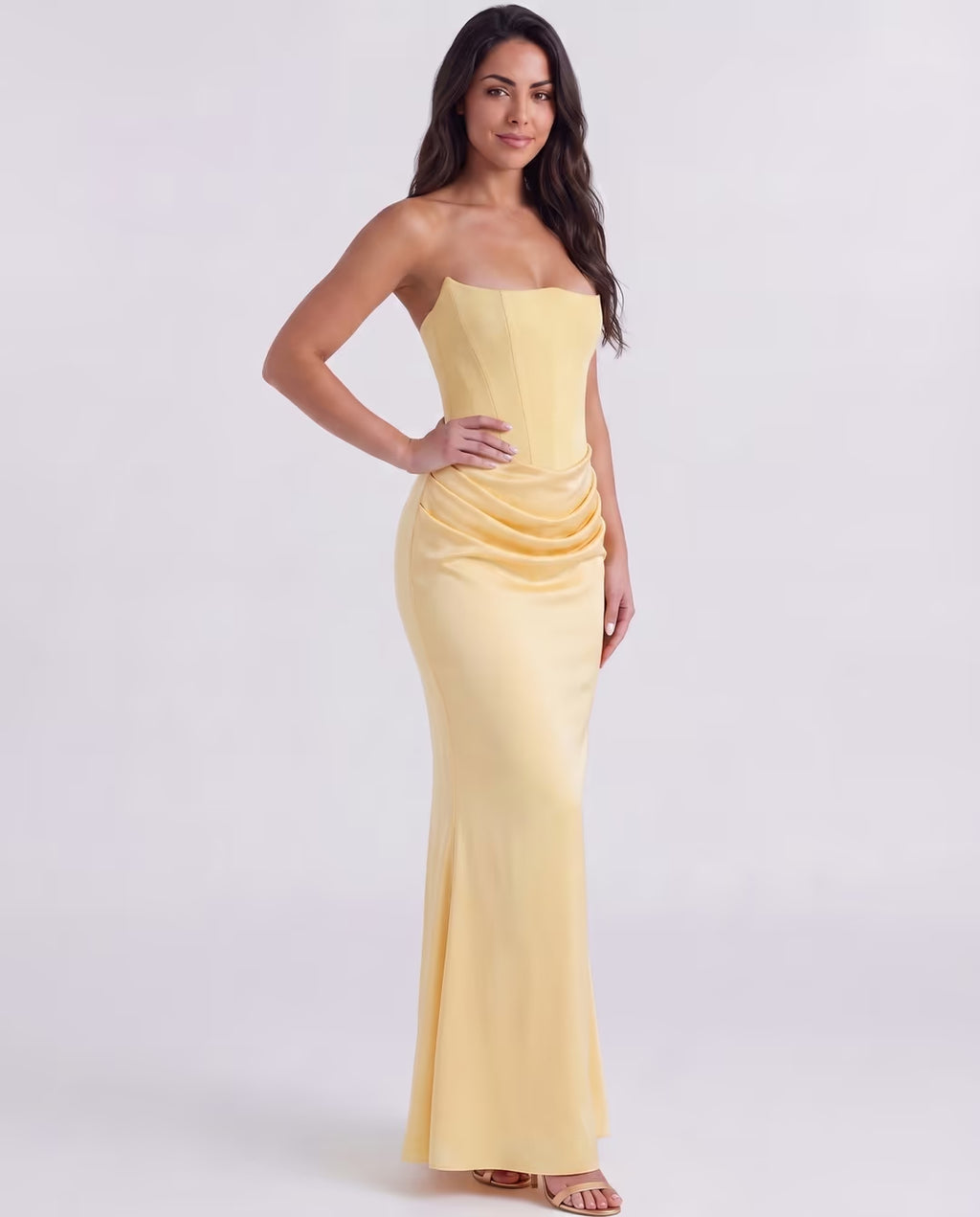 Rosalind Butter Yellow — pose