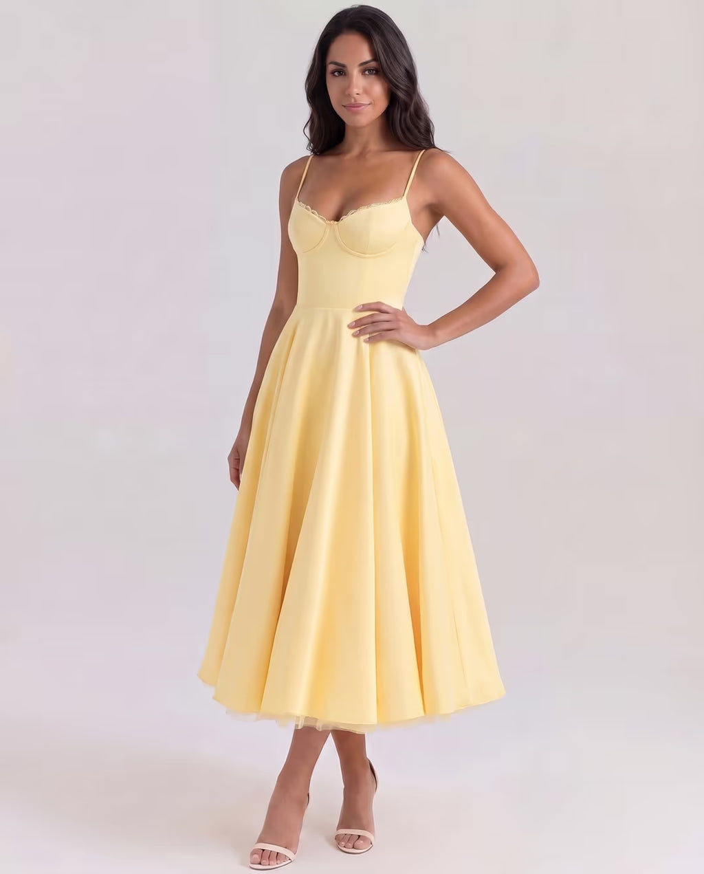 Selene Butter Yellow — pose