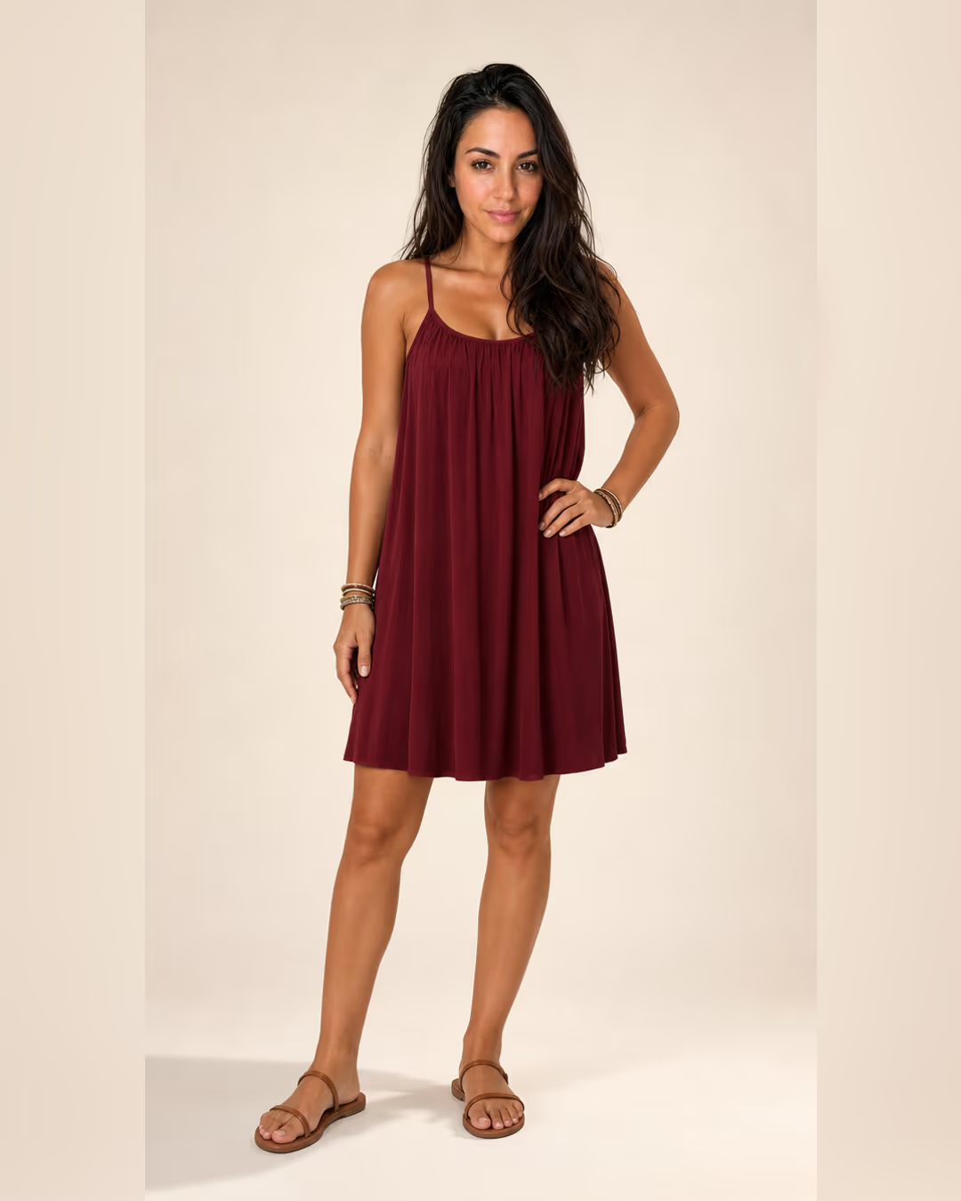 Vestido Sienna espalda al aire Rojo burdeos versión corta, vista frontal